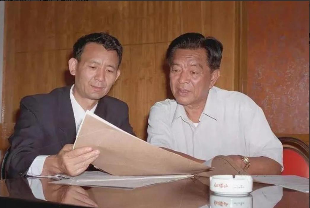 90年代烟民首选！香味醇厚红塔山，现十块一包，褚时健：难辞其咎插图3