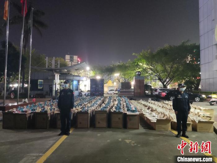 广西海警查获涉嫌走私香烟2万余条插图