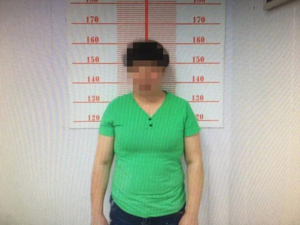 曝光！450元的中华烟，300元回收！浙江一老板娘被抓了插图2