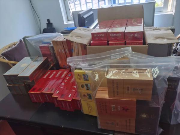 曝光！450元的中华烟，300元回收！浙江一老板娘被抓了插图