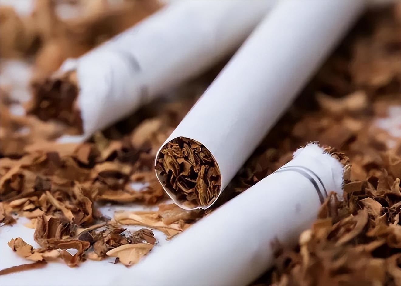 电子烟和香烟，哪个危害更大？看完这个数据你可能就懂了！插图5